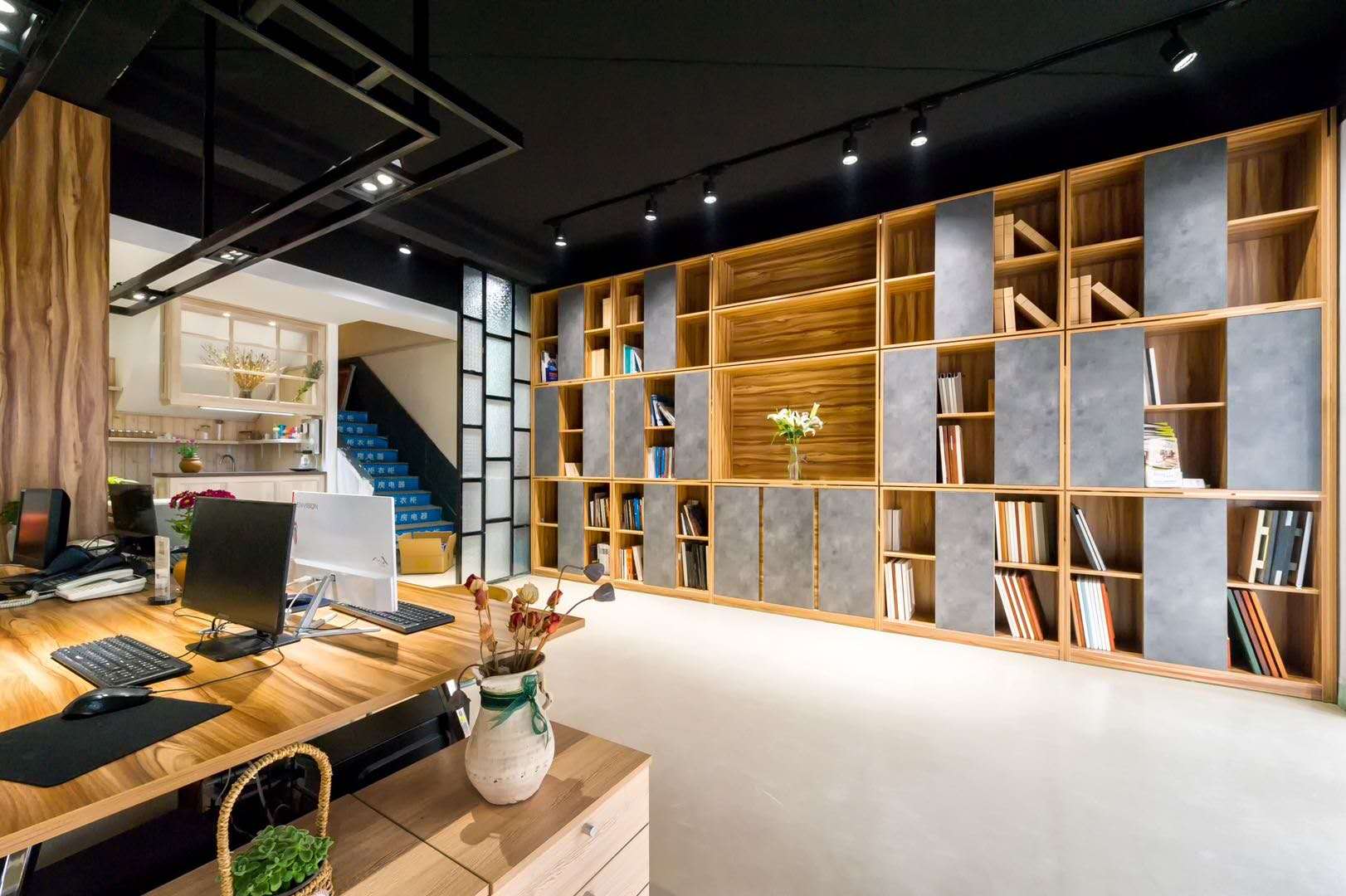 潍坊大信格罗纳全屋定制店,大信全屋定制与霍尔茨全屋定制