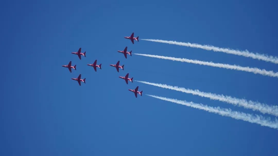 f1红牛车队阿斯顿马丁,阿斯顿马丁f1赛车队