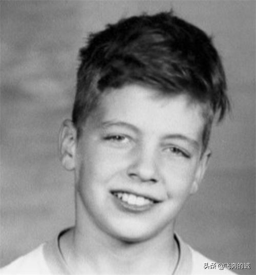 他是“天才杀手”智商超霍金，17年炸遍美国各大高校，风云人生