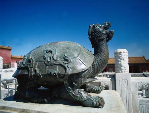 宫廷瑞兽象征什么,古代大门上的是什么瑞兽