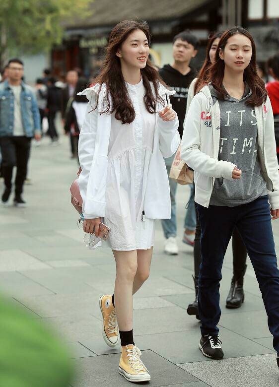 匡威帆布鞋高帮厚底女拉链,匡威黑色高帮帆布鞋怎么样搭配