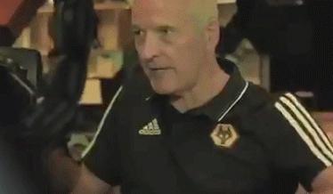 李毅巅峰时期的英超,英超狼队中国比赛