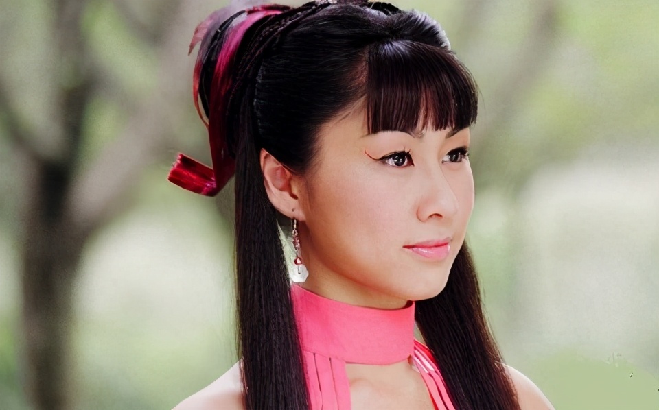 胡定欣跳槽邵氏,胡定欣退圈原因