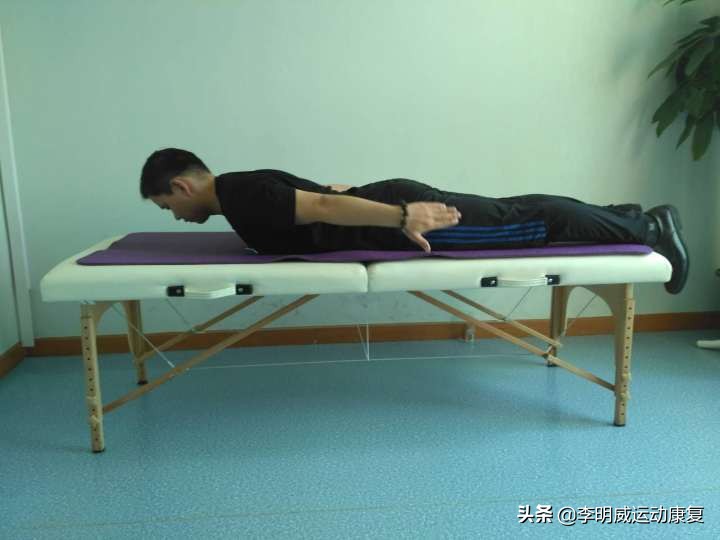 腰间盘突出睡硬板床越来越疼,多少人受睡眠不良影响