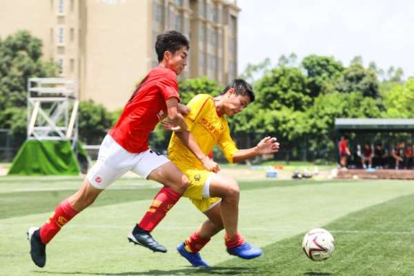 广州恒大足球青训学校学费多少钱,恒大足球学校最新情况