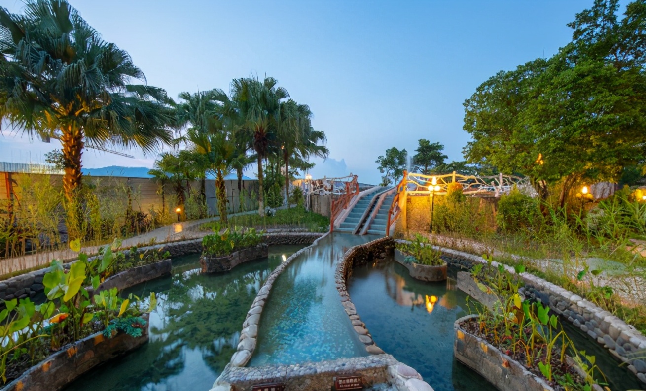 藏在粤北山区的世外桃源,温泉度假村推荐广东