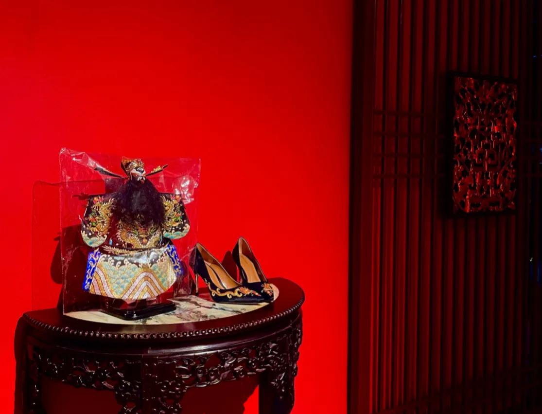 刺桐花开巨型雕塑,静待刺桐花开全文