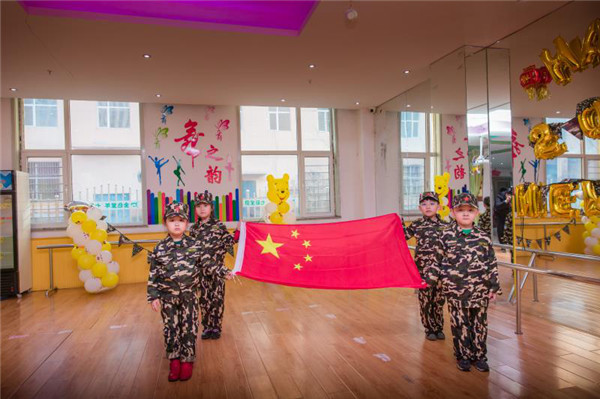 金贝童兵迎新年记大同优仁童兵学府走进金贝幼儿园