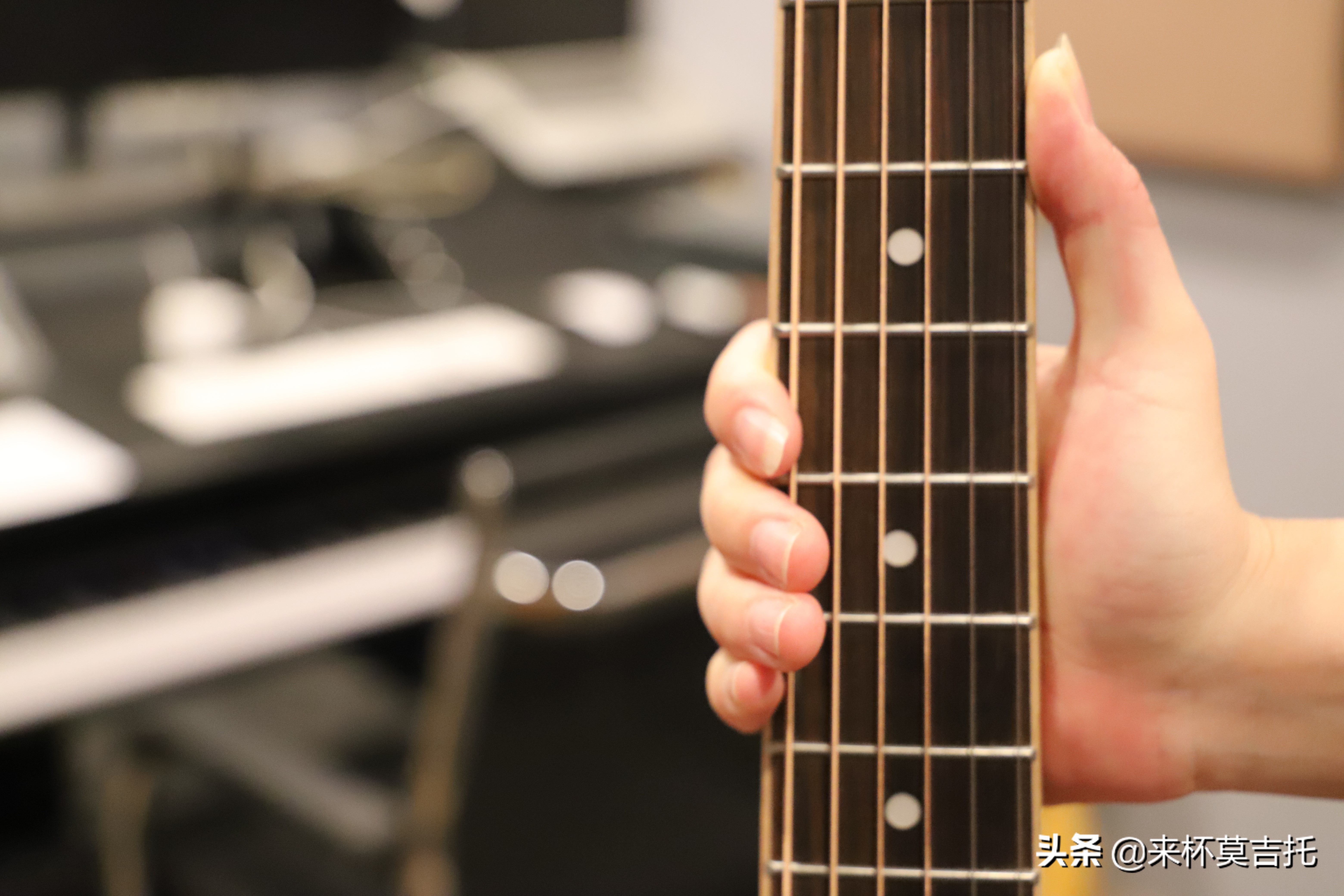 费森vz200吉他真的不好吗,新手入手吉他怎么选