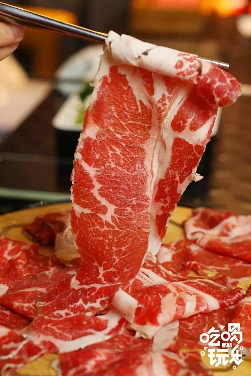 小猪小牛吃火锅,小猪小牛最新视频