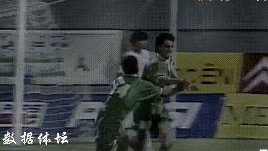 国足世预赛负于也门,2004年国足赢伊朗