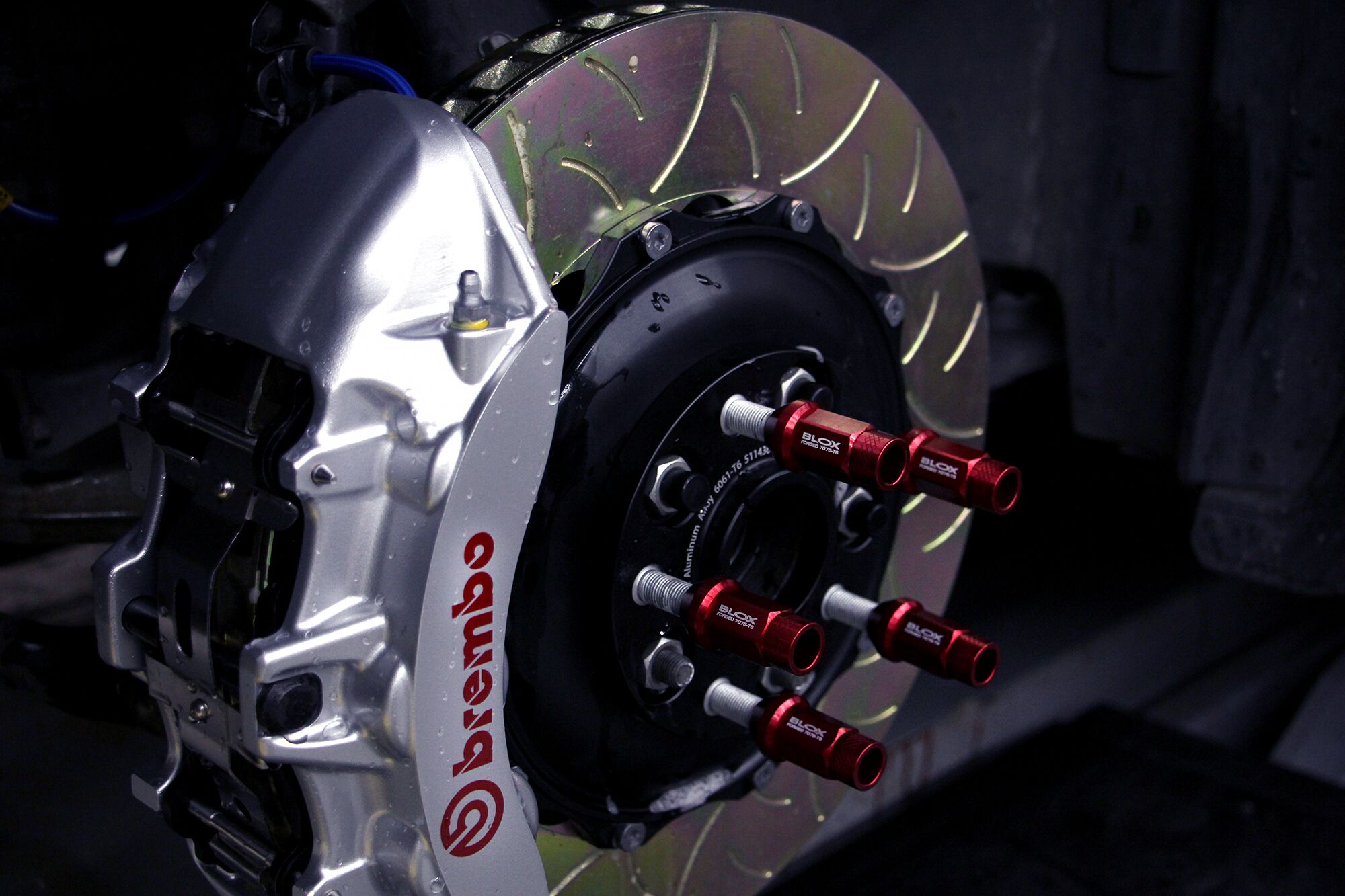 巅峰极速英菲尼迪q60改装,英菲尼迪q60改黑武士