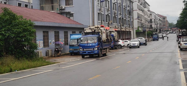 跑货运买什么小货车合适,现在买大货车跑运输前景如何