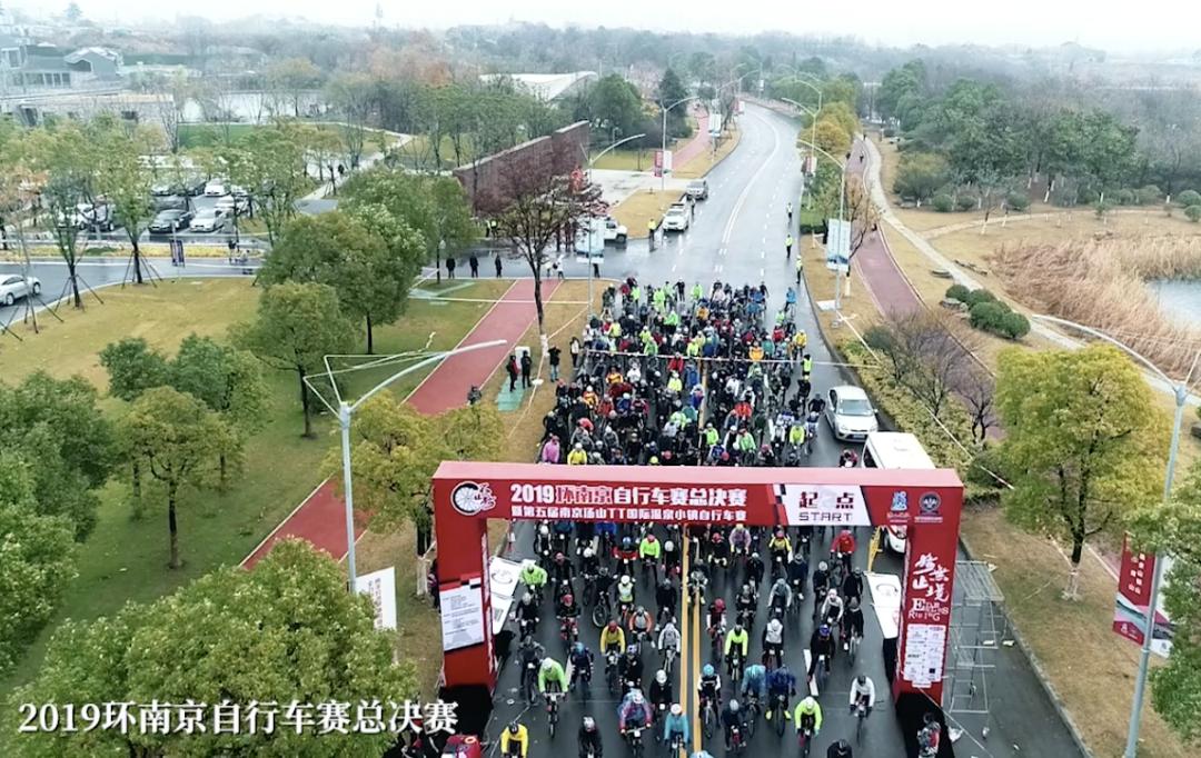 南京汤山哪里可以玩皮划艇,汤山矿坑公园三叠湖皮划艇