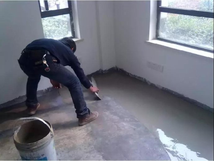 墙面回潮,墙面回潮掉皮怎么处理好