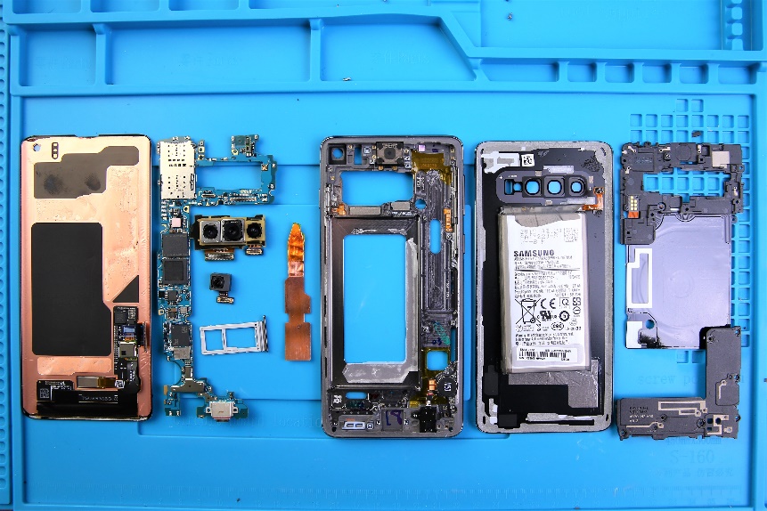 旗舰机拆机对比三星,国产机和三星拆机