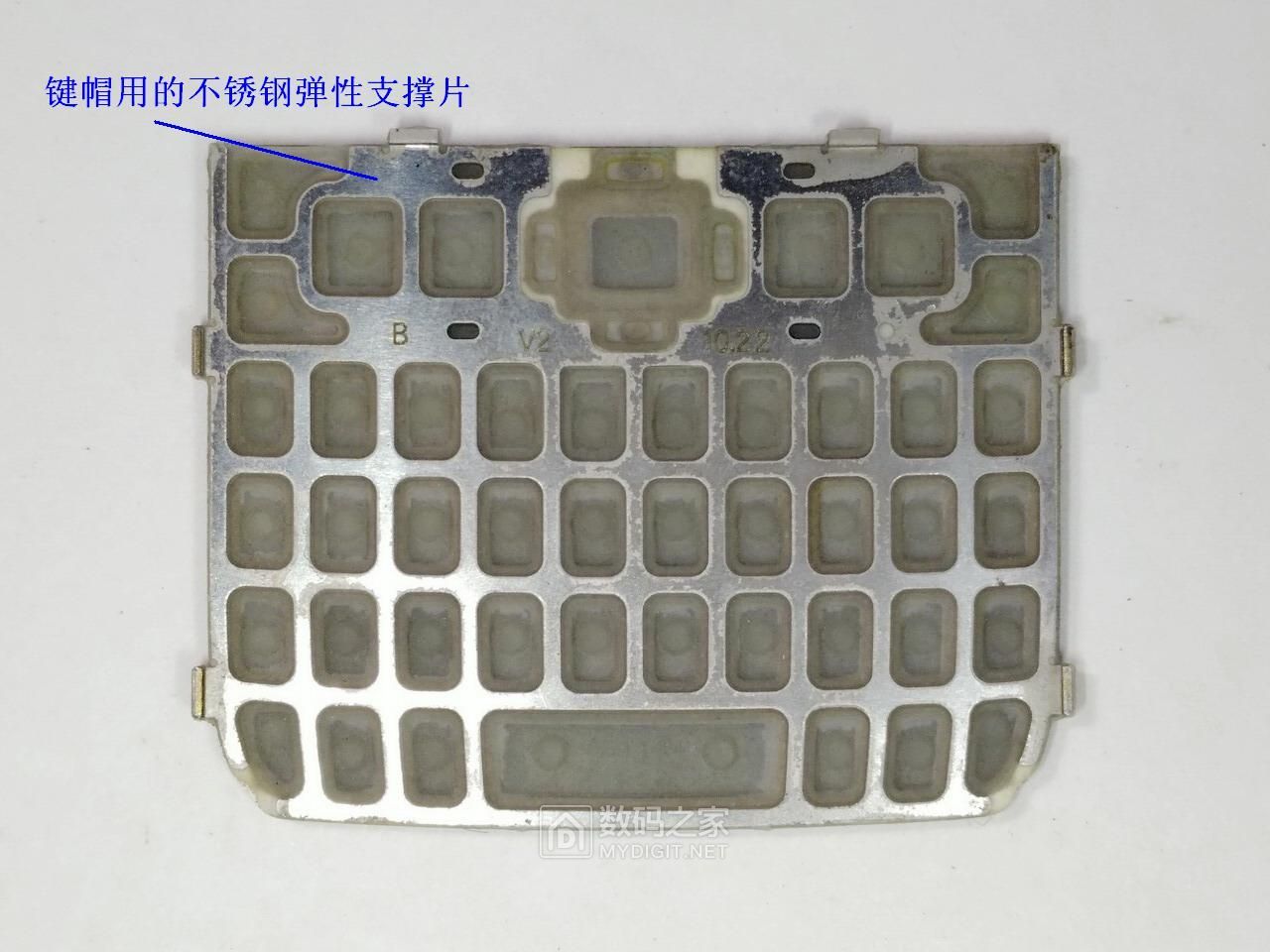 70余图拆解2008年款诺基亚全键盘旗舰E71,曾经的神机名不虚传