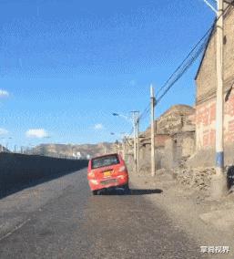 搞笑gif说出来你可能不信,搞笑gif真是令人窒息的操作