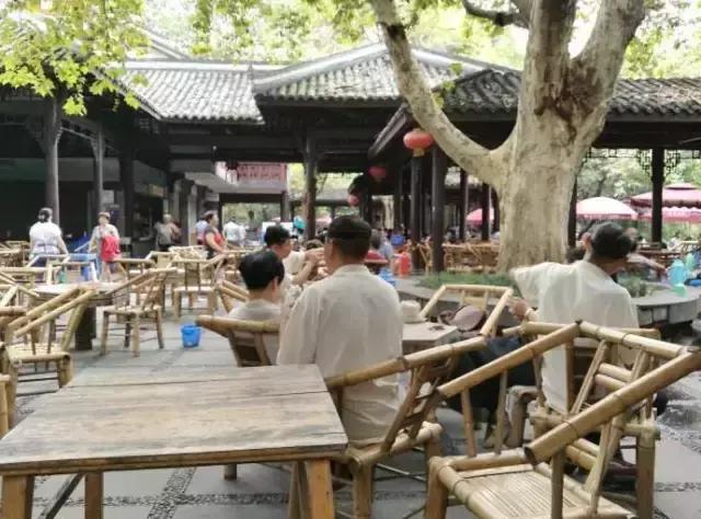 流水的爱情铁打的是什么梗,流水的爱情铁打的友情