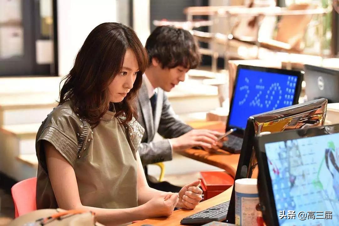 七成应届生月薪,七成年轻人收入一万以下