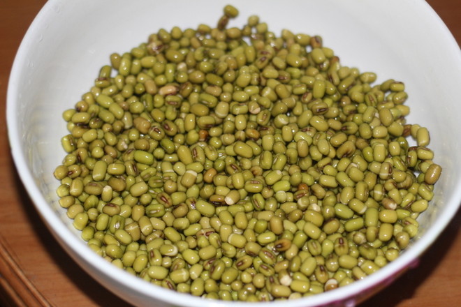 孩子隔三差五就中暑有啥调理办法,天气太热出门喝什么药防暑