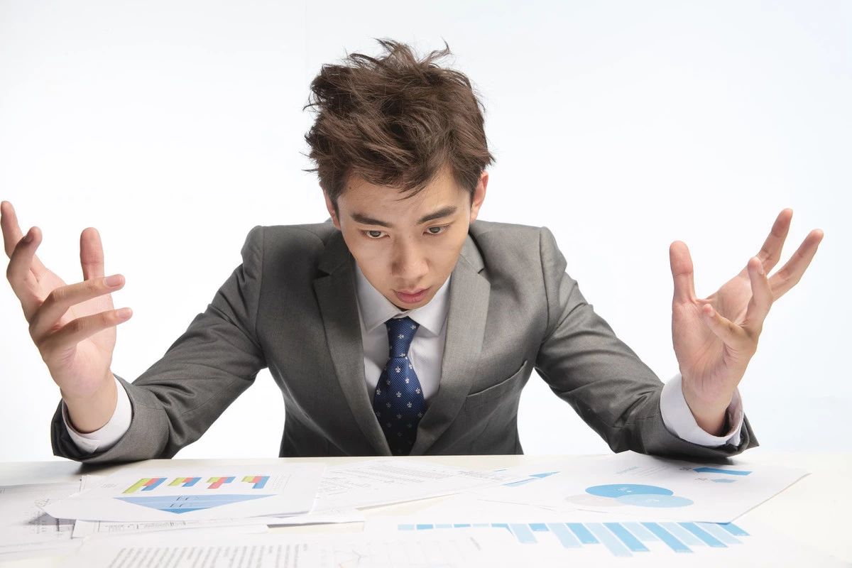 新员工要不要在群里抢红包,职场潜规则红包