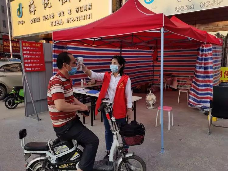 抗疫优秀党务工作者事迹,抗疫一线党员典型报道