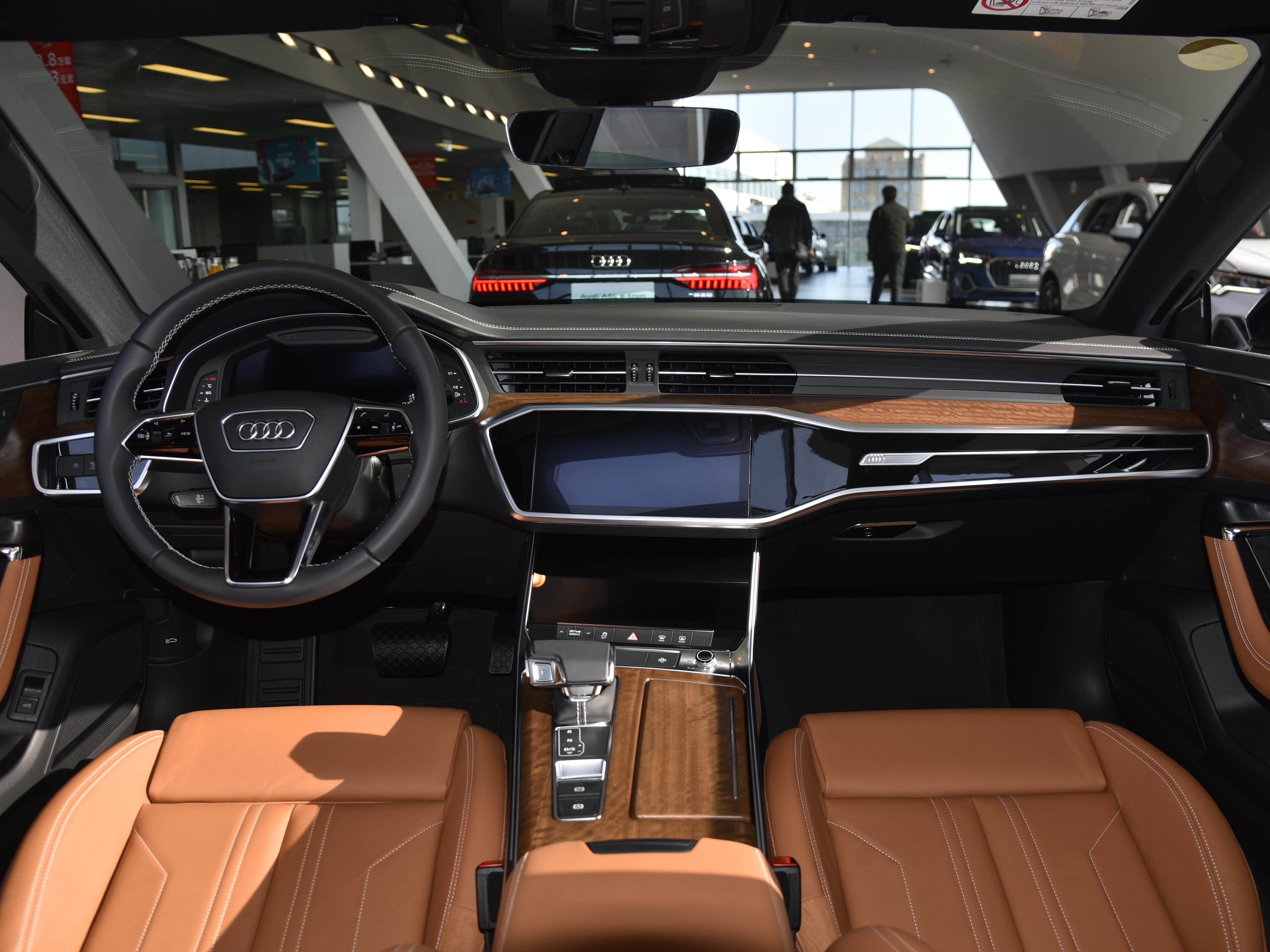 前后五连杆悬架的车有什么优势,全新奥迪a755tfsi