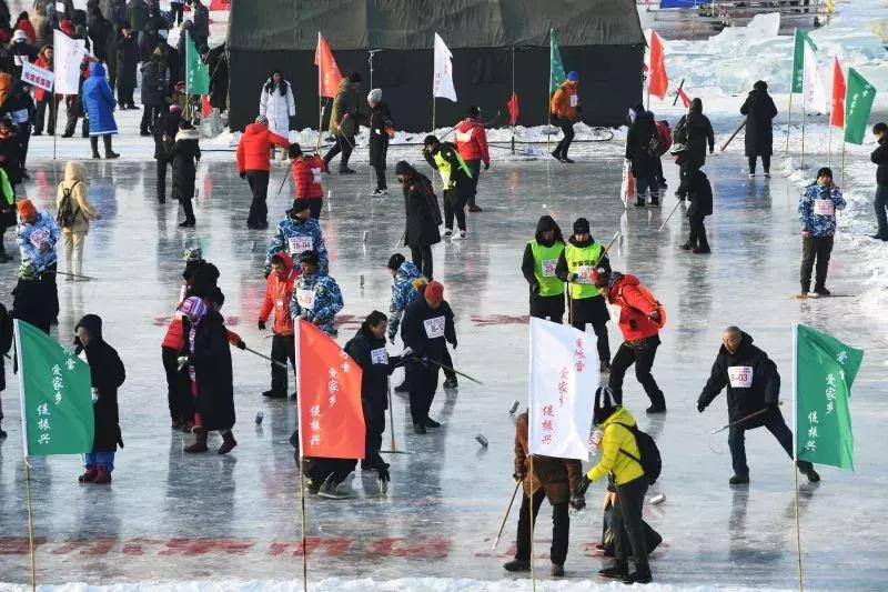 冰上龙舟赛火热开赛,冰上龙舟赛事视频
