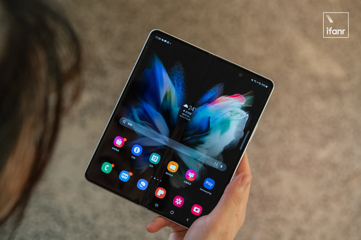 三星折叠屏zflip3使用技巧,三星折叠屏zflip3和华为p50p