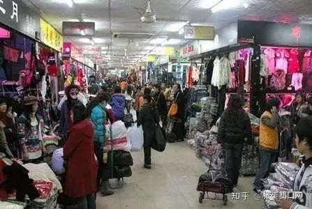 天津最大的服装批发市场在哪里,海南服装男服装批发市场