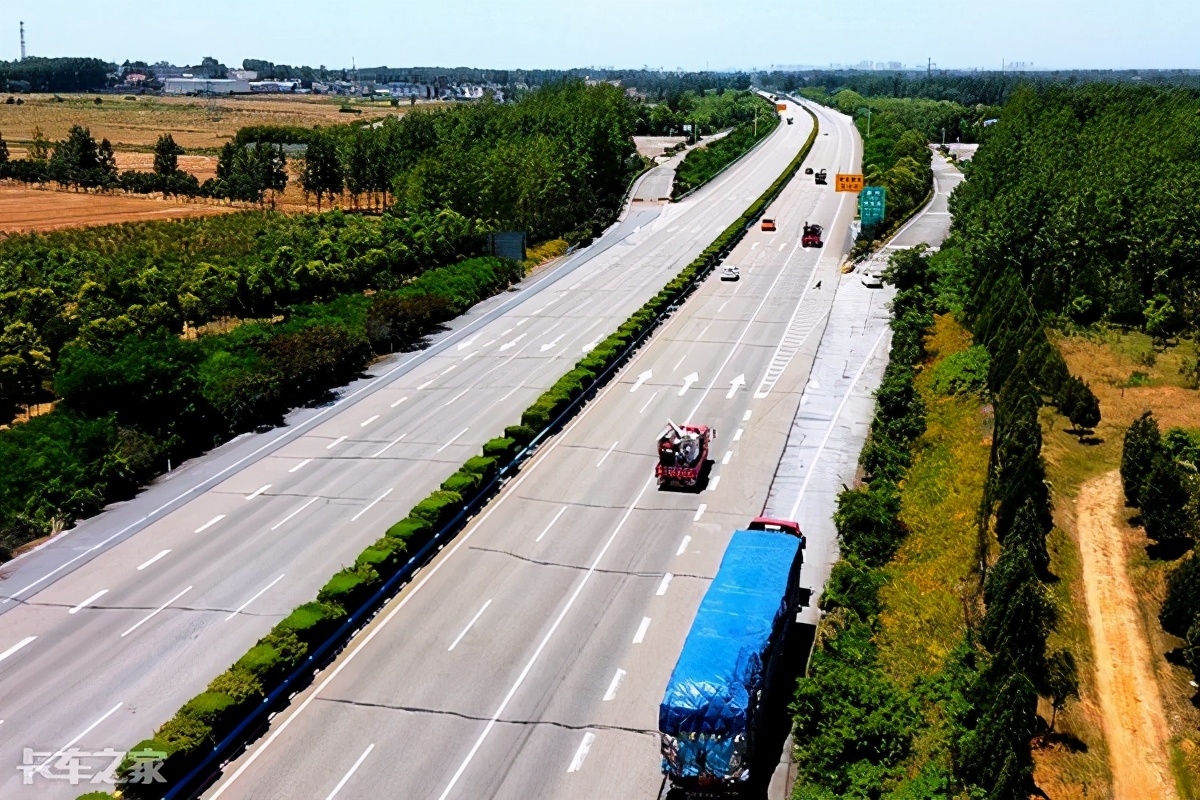 货厢更大动力更强，卧铺变双人床，领航ES5堪称麦客好伙伴