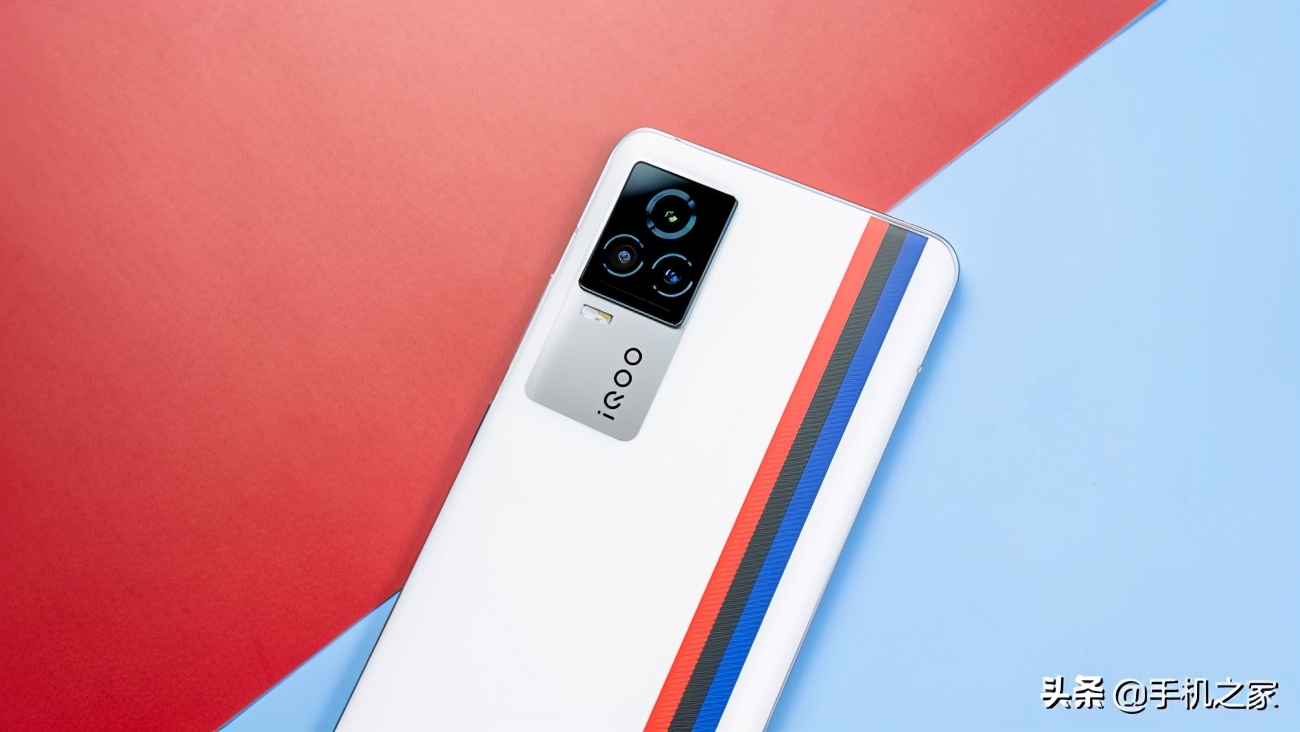 iqooneo5s和iqoo7更推荐哪个,iqoo7的30w快充有多快