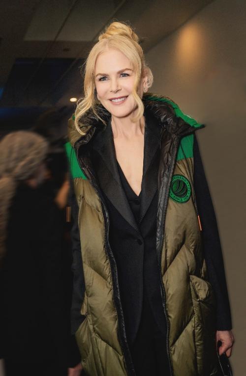 专注羽绒服43年，米兰时装周最强阵容齐聚波司登秀场