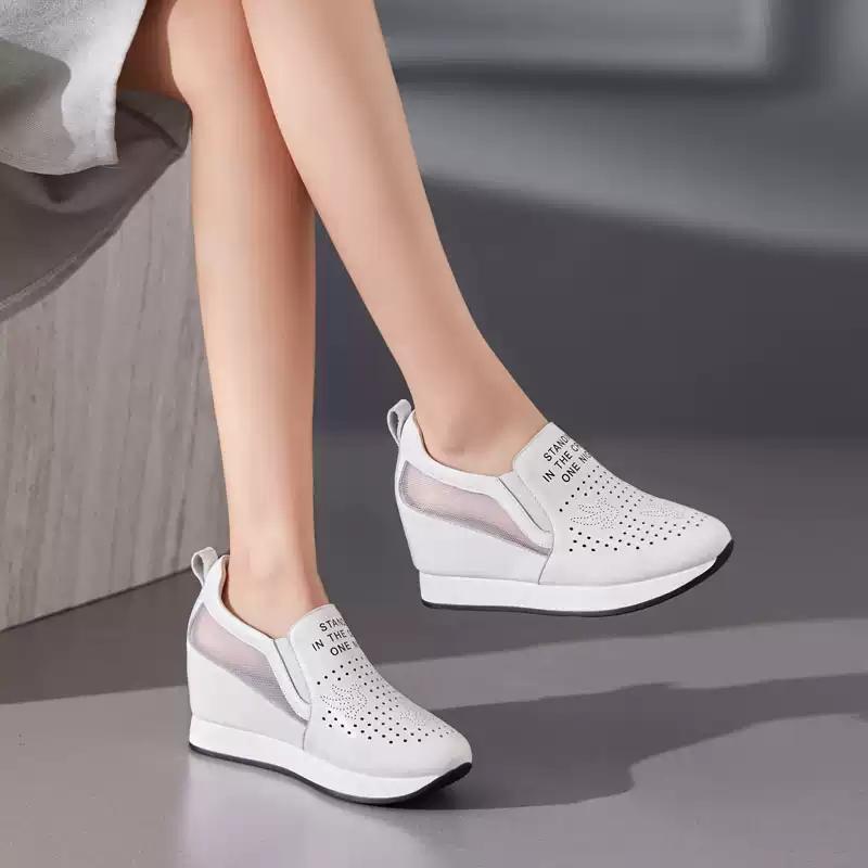 鞋子合不合脚穿着才知道是什么鞋,穿什么类型的鞋子对脚比较好