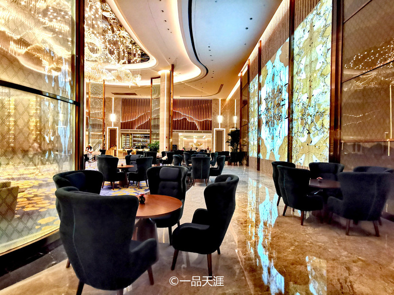 坐拥集美湖，紧邻杏林湾，这家湖居酒店简直是轻眠患者的福音