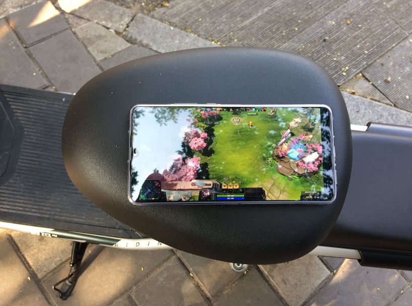 开了一晚上5G，我房子没了