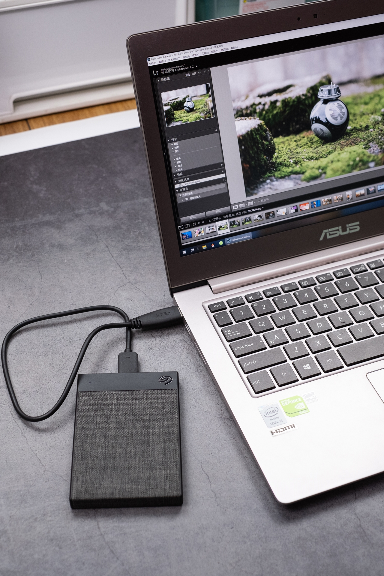 硬件级别安全加密硬盘,让日常工作更放心,避免商业敏感文件泄密