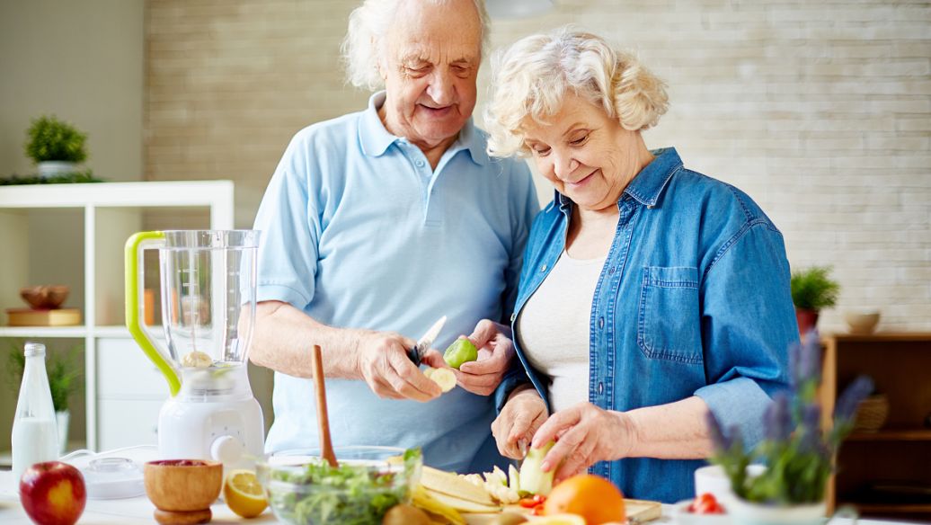 老年人的营养与膳食,老年人补充营养素的方法