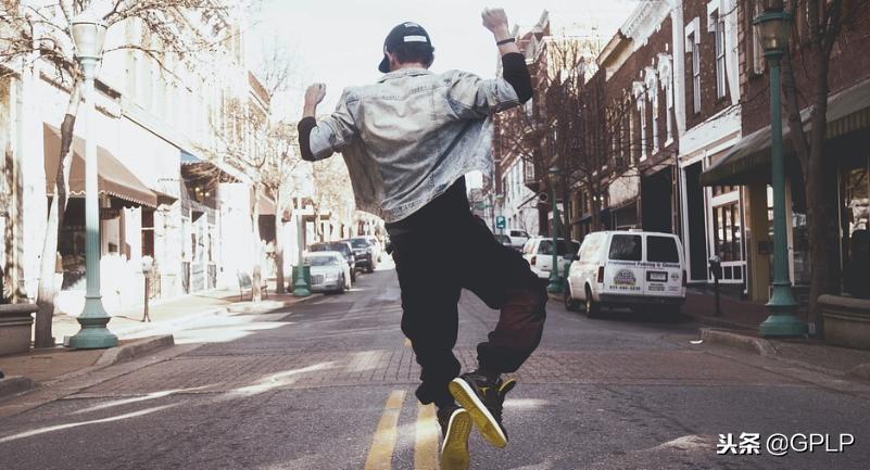 高端潮牌市场,现今潮牌的市场分析