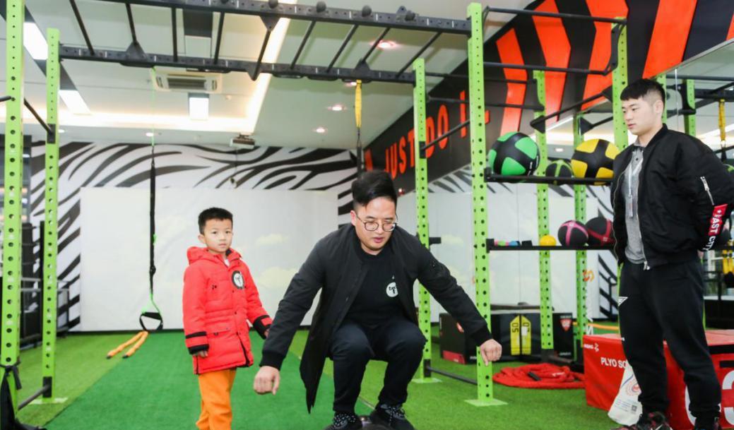 杭州全民健身日游泳馆免费吗,全民健身游泳馆营业时间