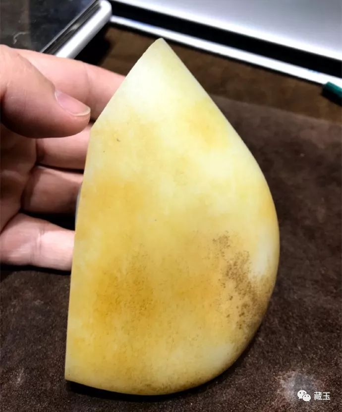 和田玉白度对比的方法,和田玉闪青怎么提白