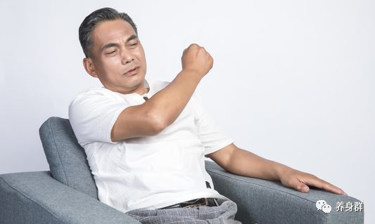 一边肩膀有肩周炎一边没有肩周炎,肩膀疼不知道是肩周炎还是腱鞘炎