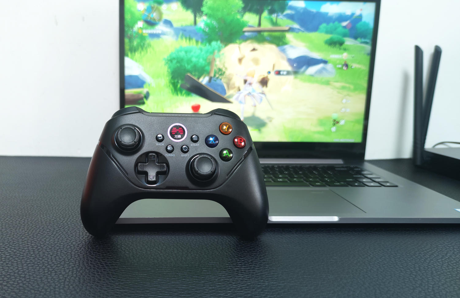 北通阿修罗2pro上手体验，双背键突破手速，畅玩PC电视多平台