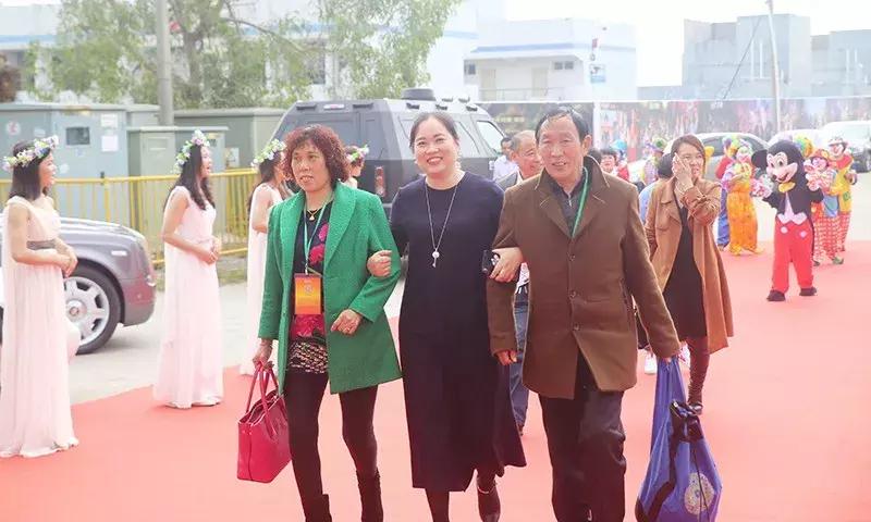 幸福喜乐会｜巨邦幸福家园再分房，父母乐开怀，大奖不断芬芳无限