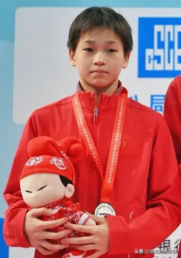 跳水冠军对全红婵的评价,全红婵跳水世界杯摘两金