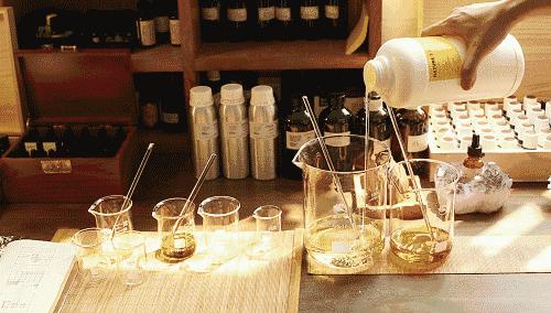 精油喷雾制作教程,精油喷雾的做法