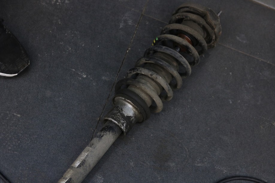 06年四眼奔驰e280多大排量,怪兽修车日记奔驰