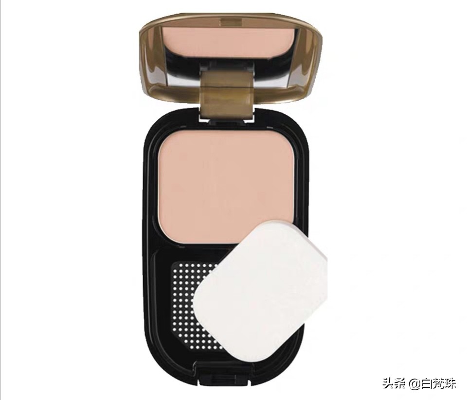 有没有适合干皮用的粉饼推荐,推荐一款好用不卡粉的粉饼