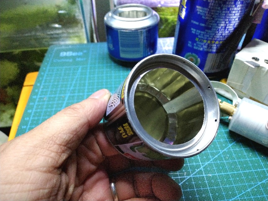 椰子汁罐制作酒精炉,自己制作猛火酒精炉